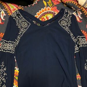 Navy long sleeve top w/lace & white embroidery